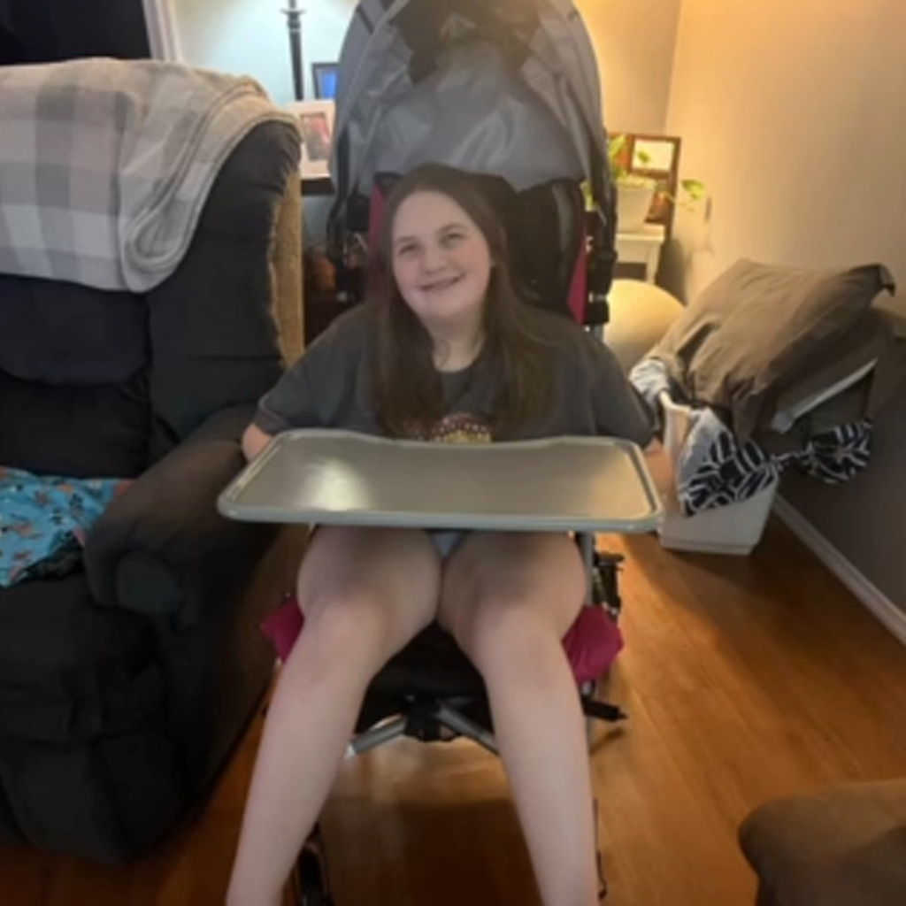 Cargar vídeo: Cochecito pediátrico adaptable para necesidades especiales SMILEZ