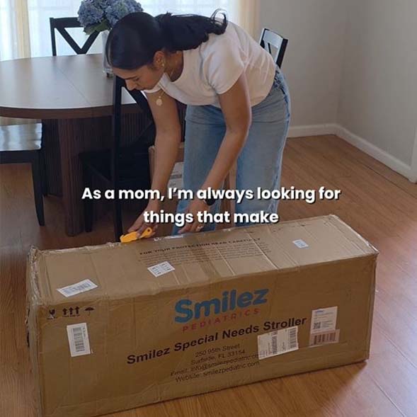 Cargar vídeo: Spanish Speaking Stroller Video