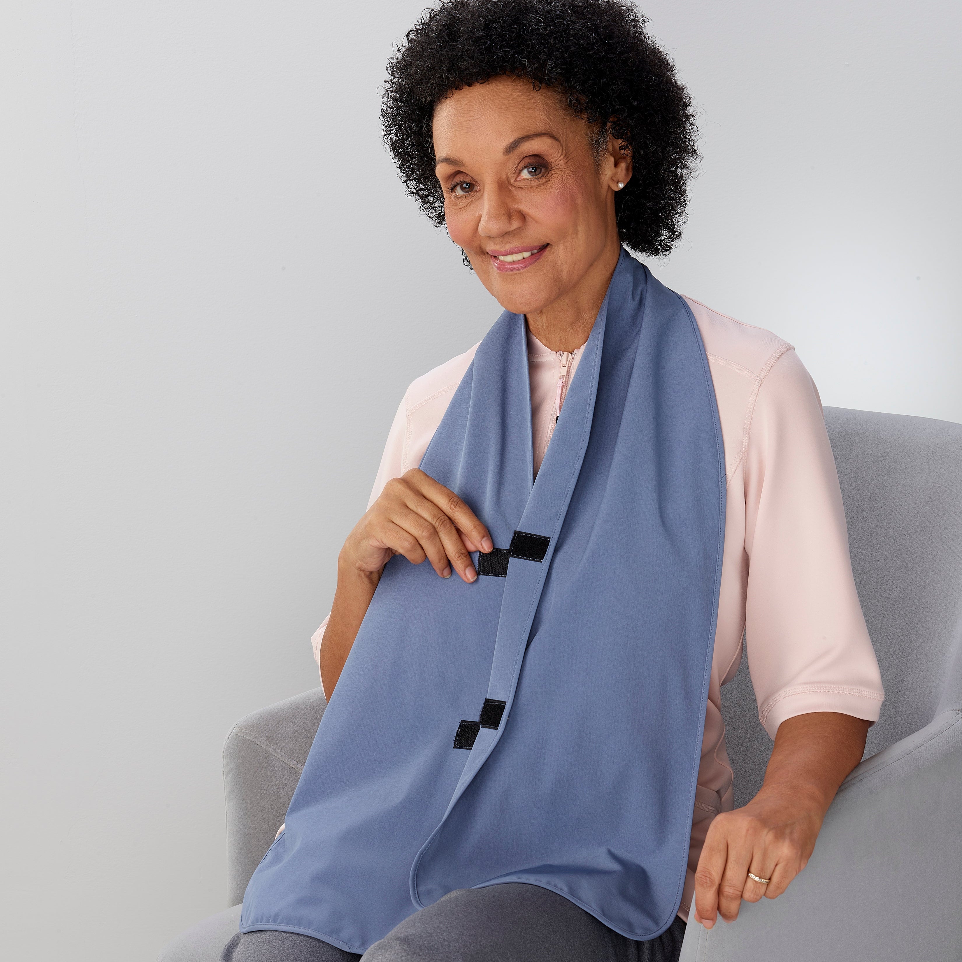 Silverts Unisex Adaptive Bib Scarf