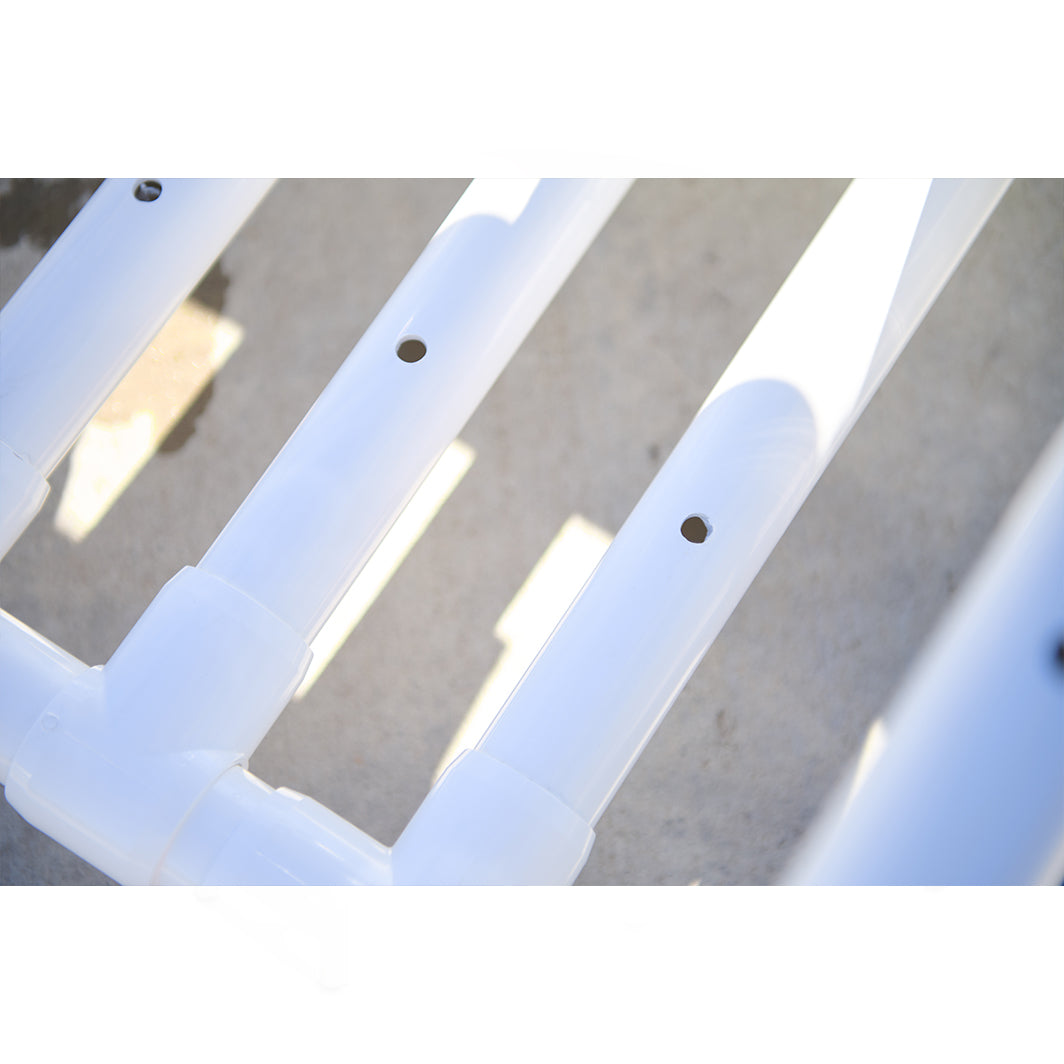 Silla de acceso a la piscina Aqua Creek con asiento de malla