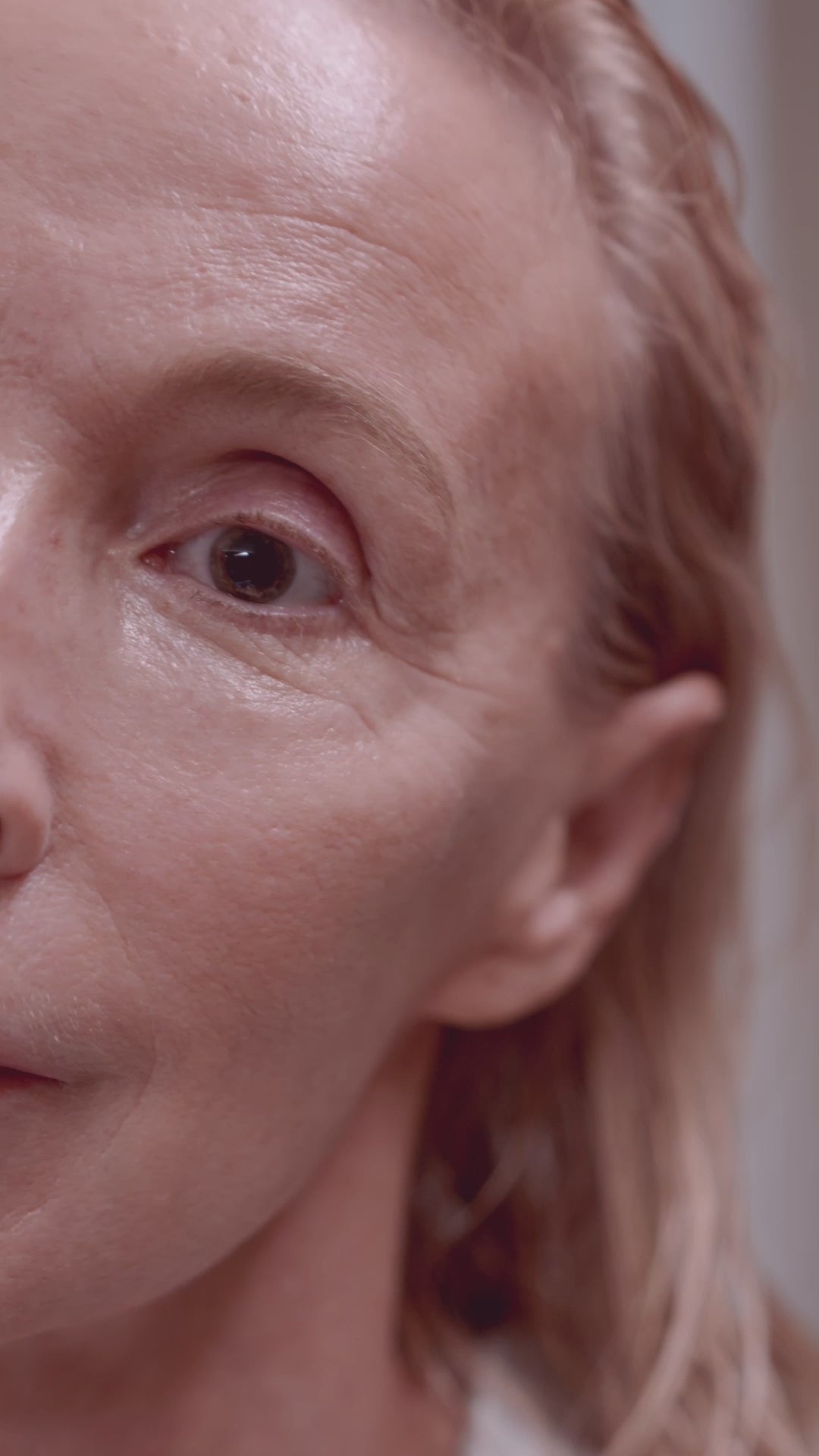 Load video: Diagnox Oxidative Stress Urine Test